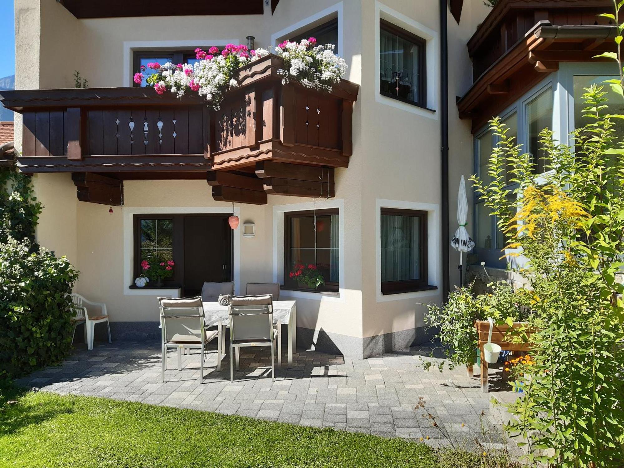 Ferienwohnung Eva Längenfeld Exterior foto